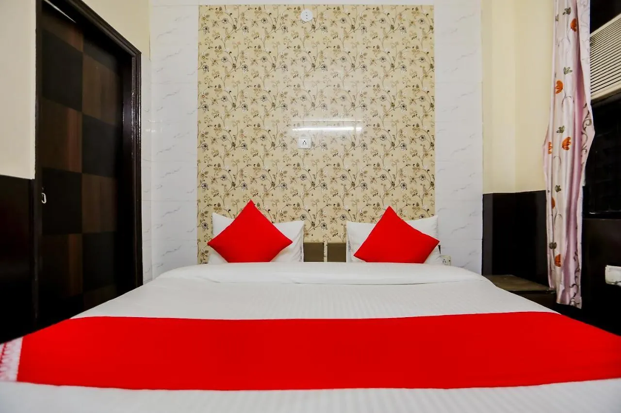 Oyo 61833 Sahil Guest House Gurgaon 3*,  India